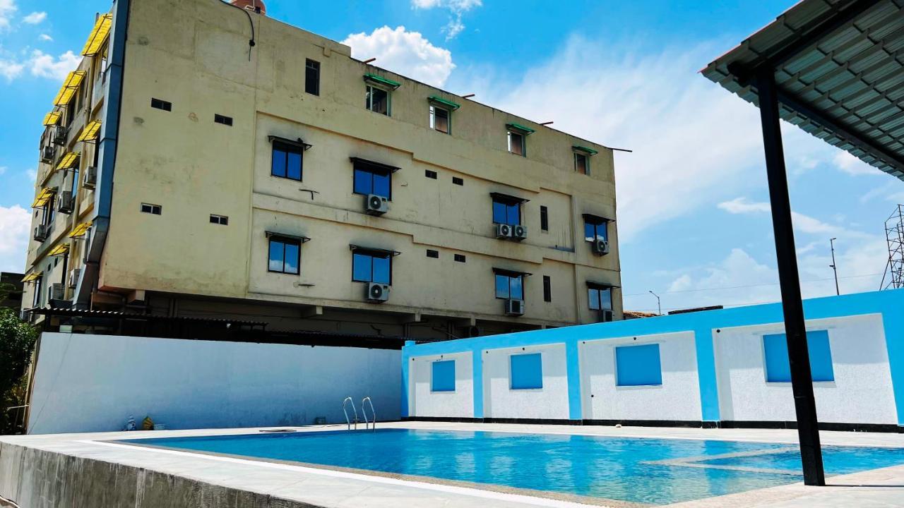 Hotel The Mewar Dabok Exterior photo